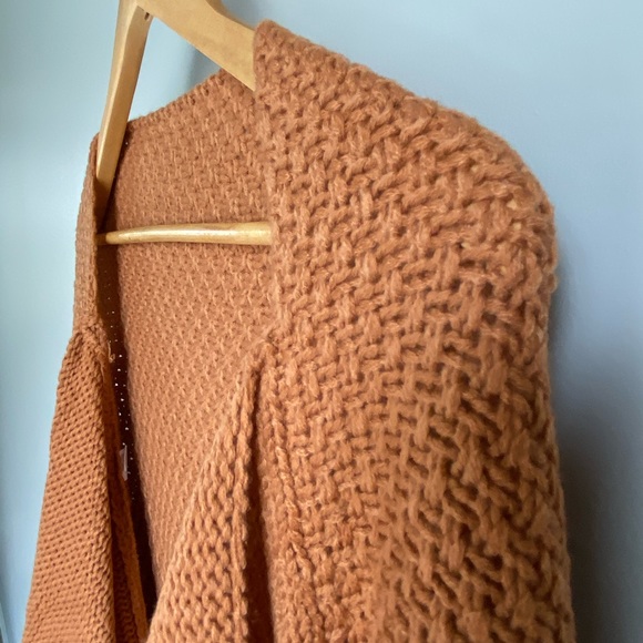 Oversized Cocoon Cardigan - Picture 5 of 8